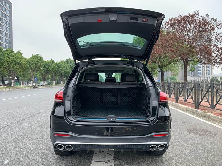 Mercedes-Benz GLE — фото 7
