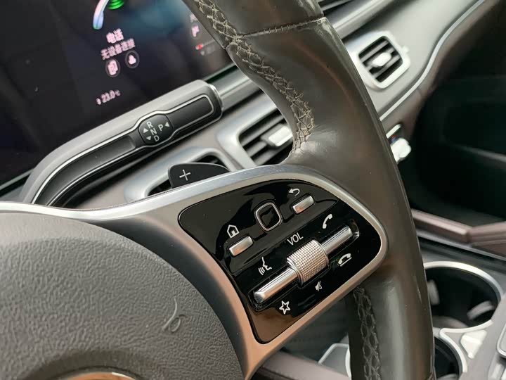 Mercedes-Benz GLE — фото 25