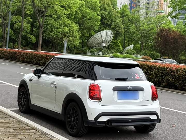 MINI Hatch — фото 10