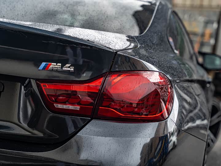 BMW M4 — фото 8