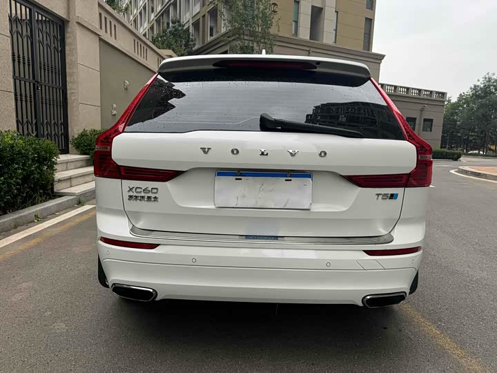 Volvo XC60 T5 полный привод — фото 11