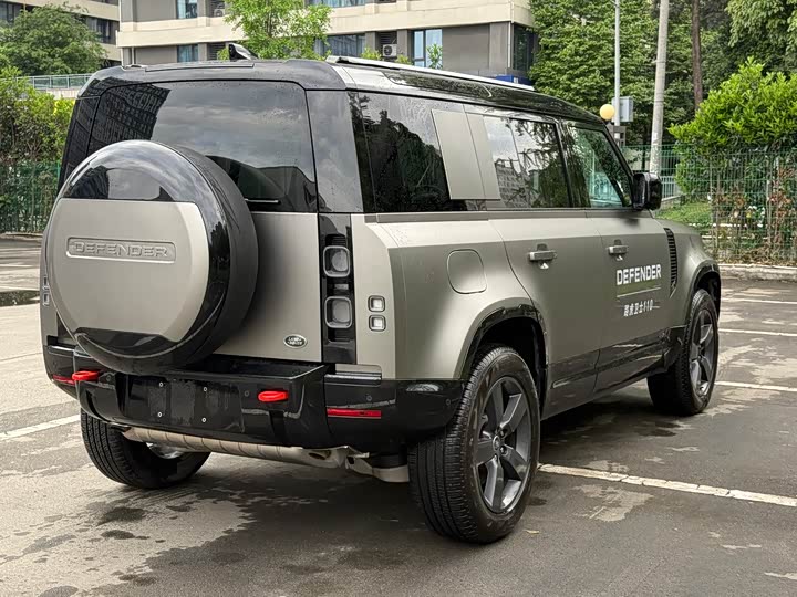 Land Rover Defender — фото 5