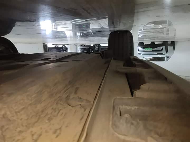 Changan UNI-T 2022 1.5 T Flagship — фото 21