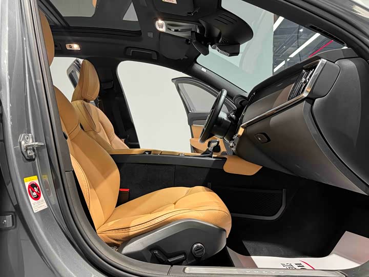 Volvo V90 2020 Cross Country T 5 AWD — фото 14