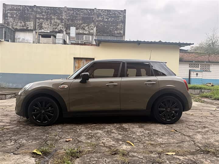 MINI Hatch — фото 16