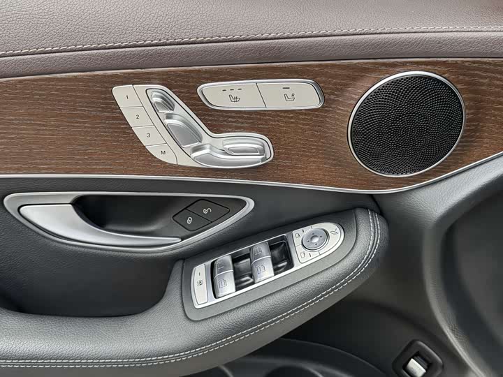 Mercedes-Benz GLC 2022 GLC 300 L 4 MATIC — фото 16