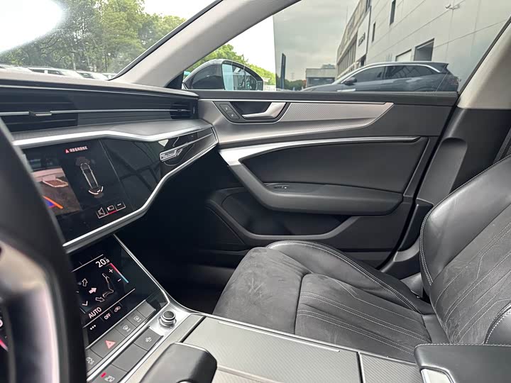 Audi A 7 L 2024 45 TFSI S-line — фото 7