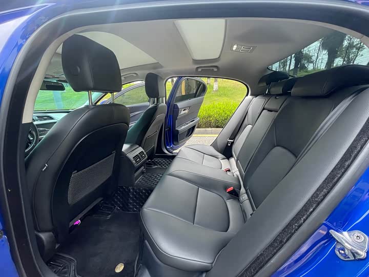 Jaguar XEL 2019 2.0 T 200 PS — фото 8