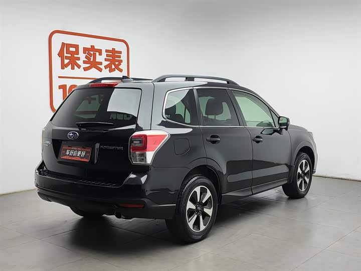 Subaru Forester — фото 2