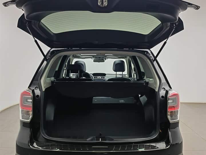 Subaru Forester — фото 16