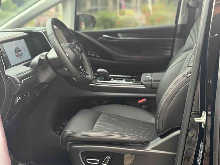 Trumpchi M8 2024 400 T — фото 4