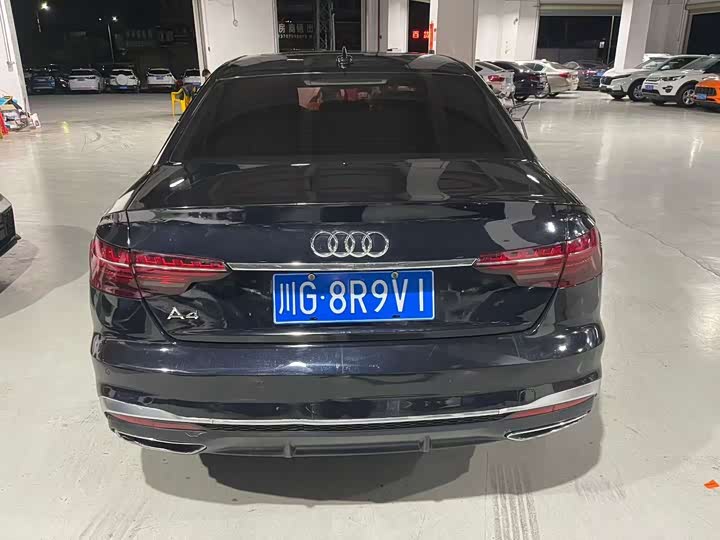 Audi A4L 2019 40 TFSI V — фото 3