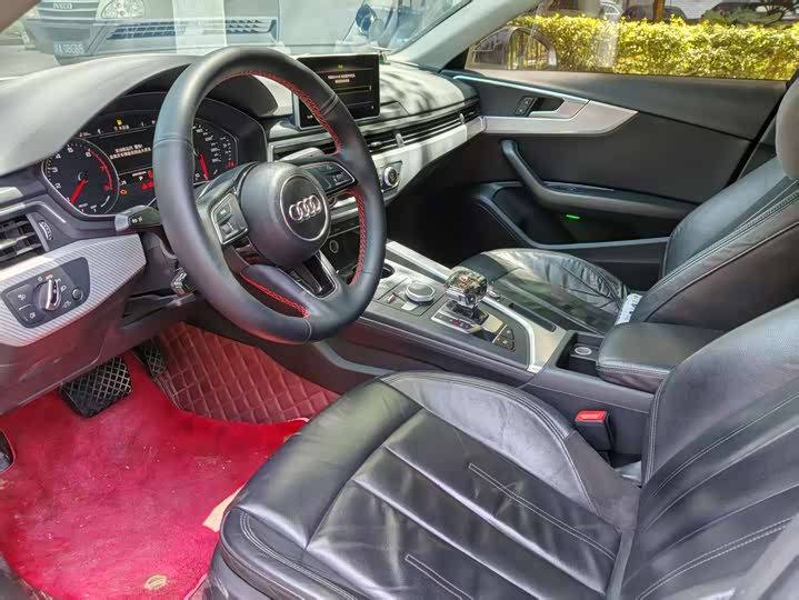 Audi A4L 2017 Plus 40 TFSI — фото 4