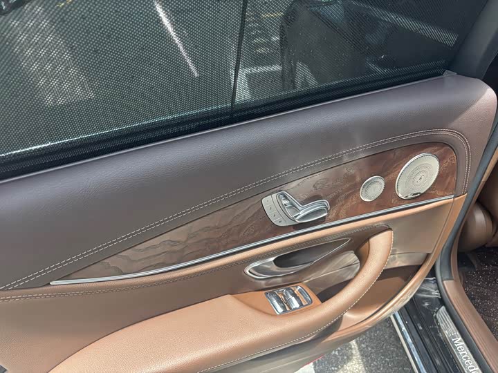 Mercedes-Benz E-Class E 300 L люкс — фото 7