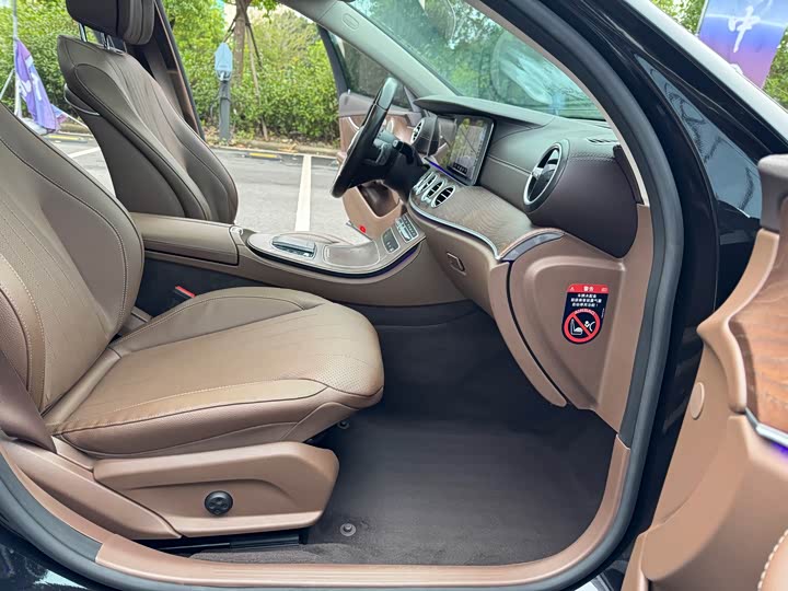 Mercedes-Benz E-Class E 300 L люкс — фото 13