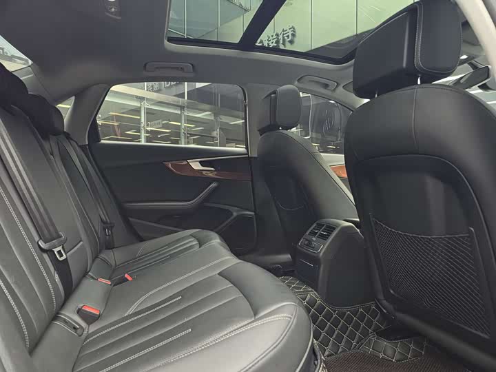 Audi A4L 2020 40 TFSI quattro — фото 12