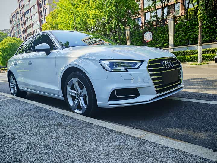 Audi A3 2020 Limousine 35 TFSI VI — фото 12