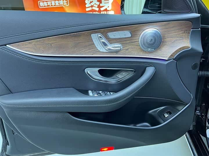 Mercedes-Benz E-Class 2016 E 300 L — фото 20