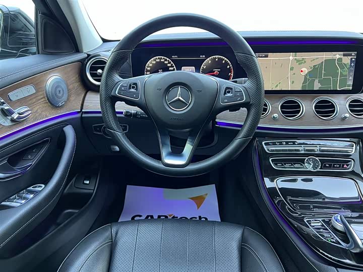 Mercedes-Benz E-Class 2016 E 300 L — фото 10