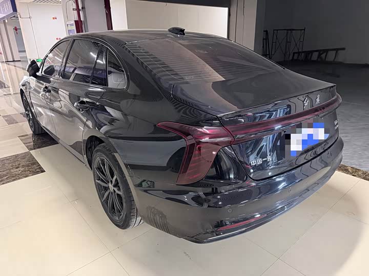 Hongqi H5 2025 1.5 T DCT — фото 10