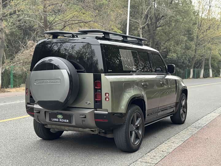 Land Rover Defender — фото 5