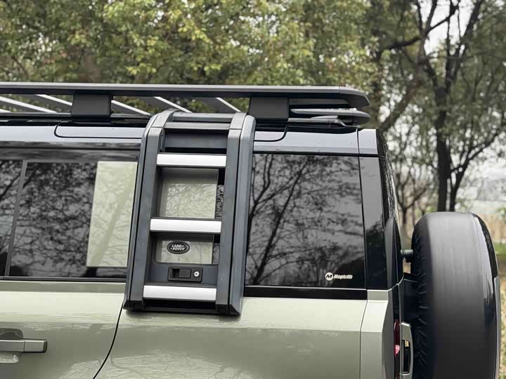 Land Rover Defender — фото 17