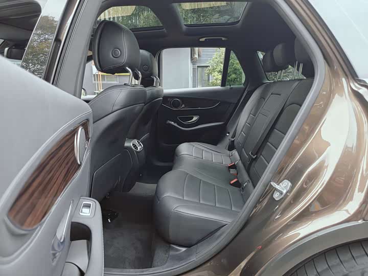Mercedes-Benz GLC 2017 GLC 260 4 MATIC — фото 17