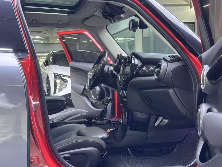 MINI Hatch — фото 13