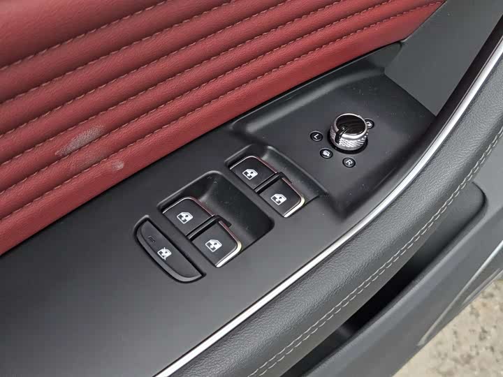 Hongqi HS5 2023 2.0 T 4 WD Pro — фото 19