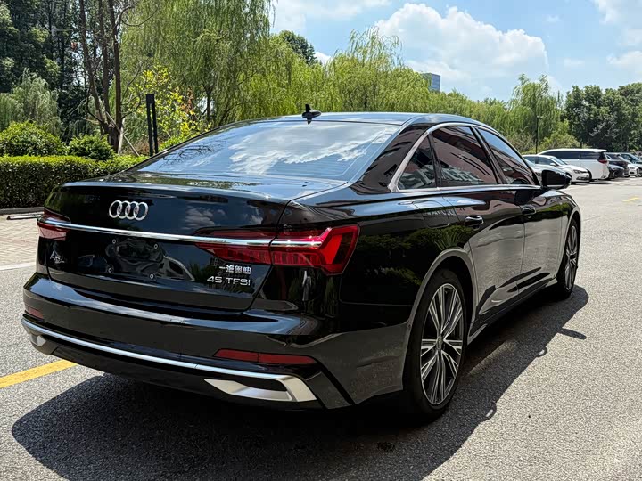 Audi A6L 2023 45 TFSI — фото 16