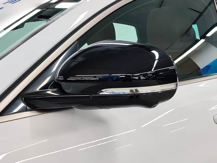 Jaguar XFL 2024 2.0 T P 300 4 WD — фото 5