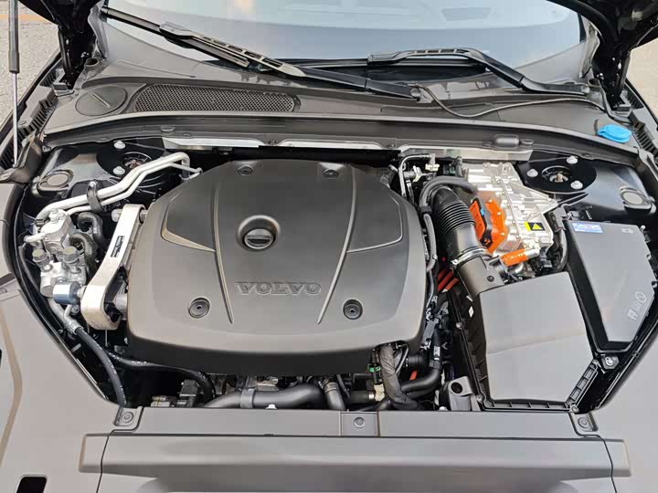 Volvo S90 Hybrid 2025 Hybrid 4 WD — фото 23