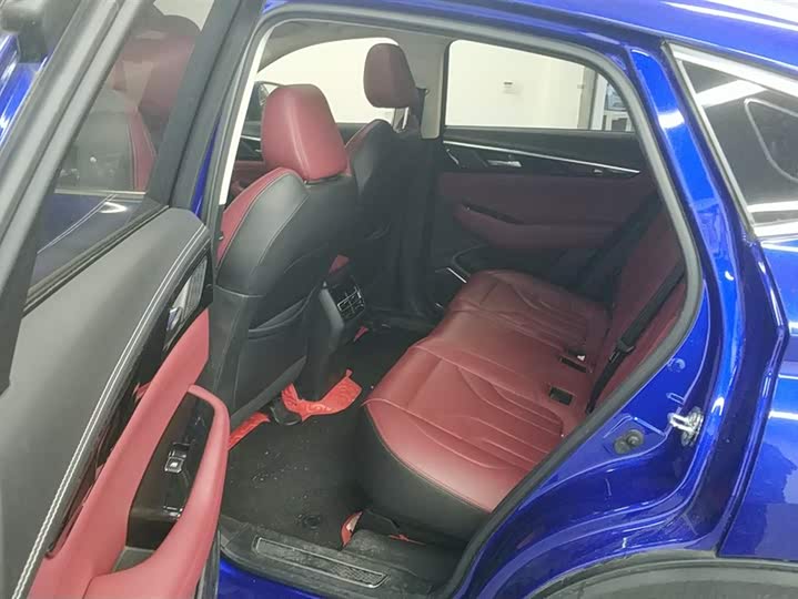 Changan CS85 COUPE 2019 2.0 T AT V — фото 11