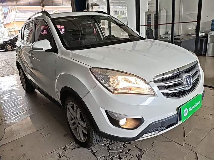 Changan CS35 2016 1.6 L MTLuxury V — фото 4