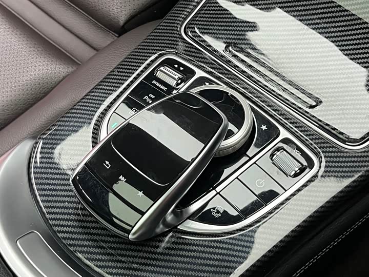 Mercedes-Benz GLC 2018 GLC 200 4 MATIC — фото 25