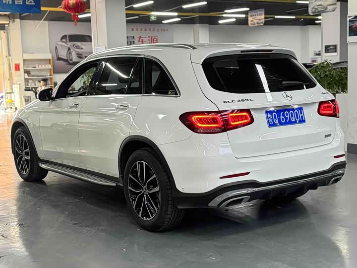 Mercedes-Benz GLC 2020 GLC 260 L 4 MATIC Luxury — фото 14