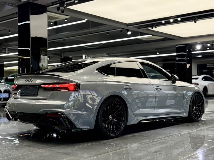 Audi RS 5 2022 RS 5 2.9 T Sportback — фото 6