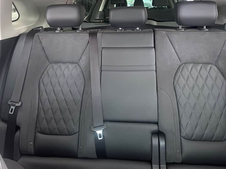 Hongqi HS5 2019 2.0 T 4 WD — фото 16
