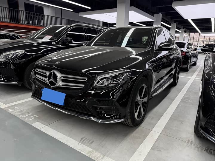 Mercedes-Benz GLC 2018 GLC 260 4 MATIC Luxury