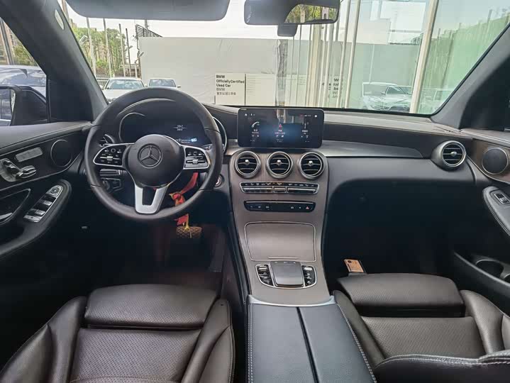 Mercedes-Benz GLC 2021 GLC 260 L 4 MATIC Luxury — фото 7