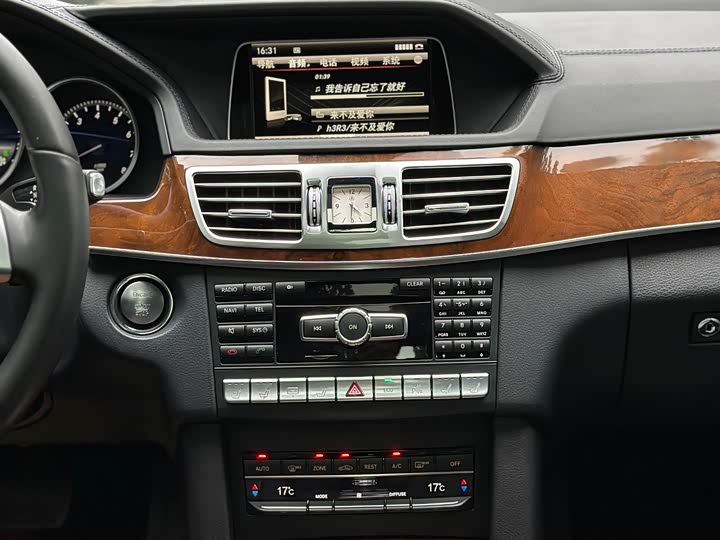 Mercedes-Benz E-Class E 320 L люкс 4MATIC — фото 9