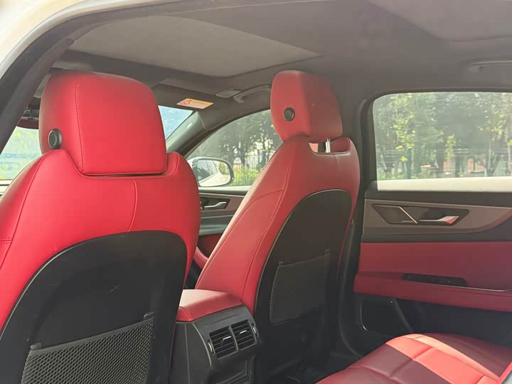 Jaguar XEL 2024 2.0 T 250 PS R-DYNAMIC S — фото 9