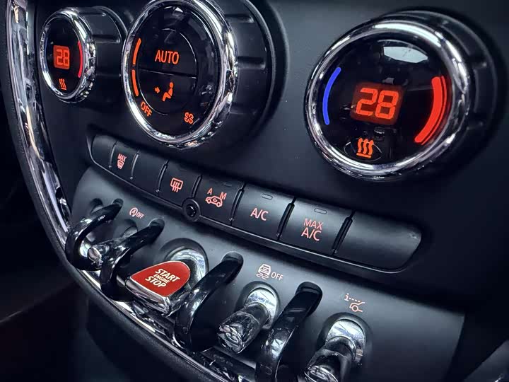 MINI Clubman — фото 15