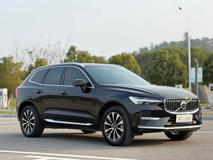 Volvo XC60 2024 B 5 4 WD — фото 3