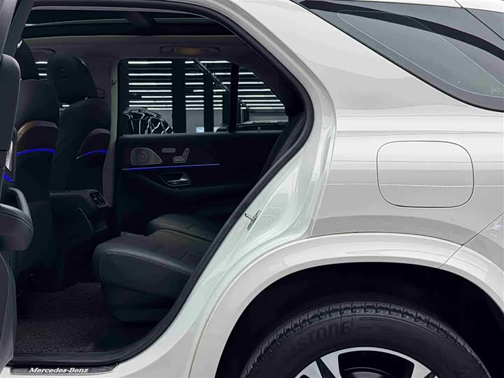 Mercedes-Benz GLE 2021 GLE 350 e 4 MATIC — фото 7