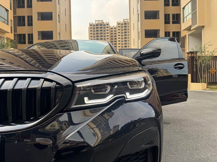 BMW 3-Series 2021 330 Li x Drive M — фото 9