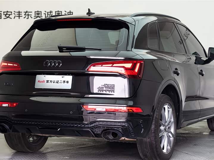 Audi Q5L 2022 45 T — фото 23