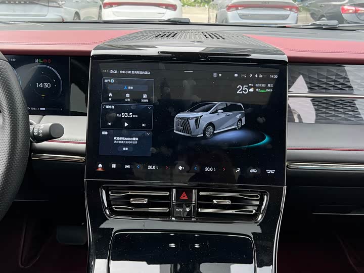 Trumpchi M8 2023 400 T — фото 18