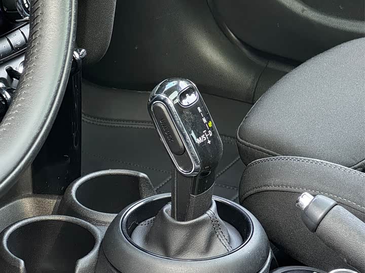 MINI Hatch — фото 10