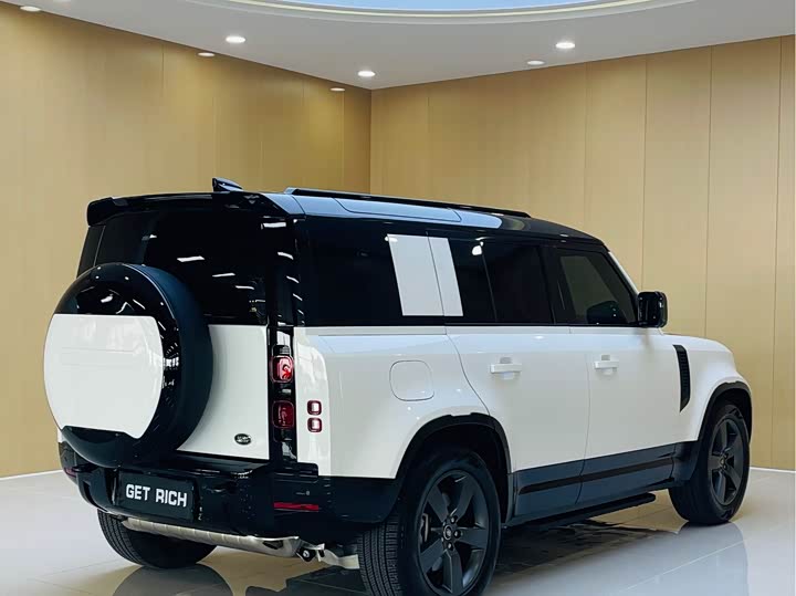 Land Rover Defender — фото 9